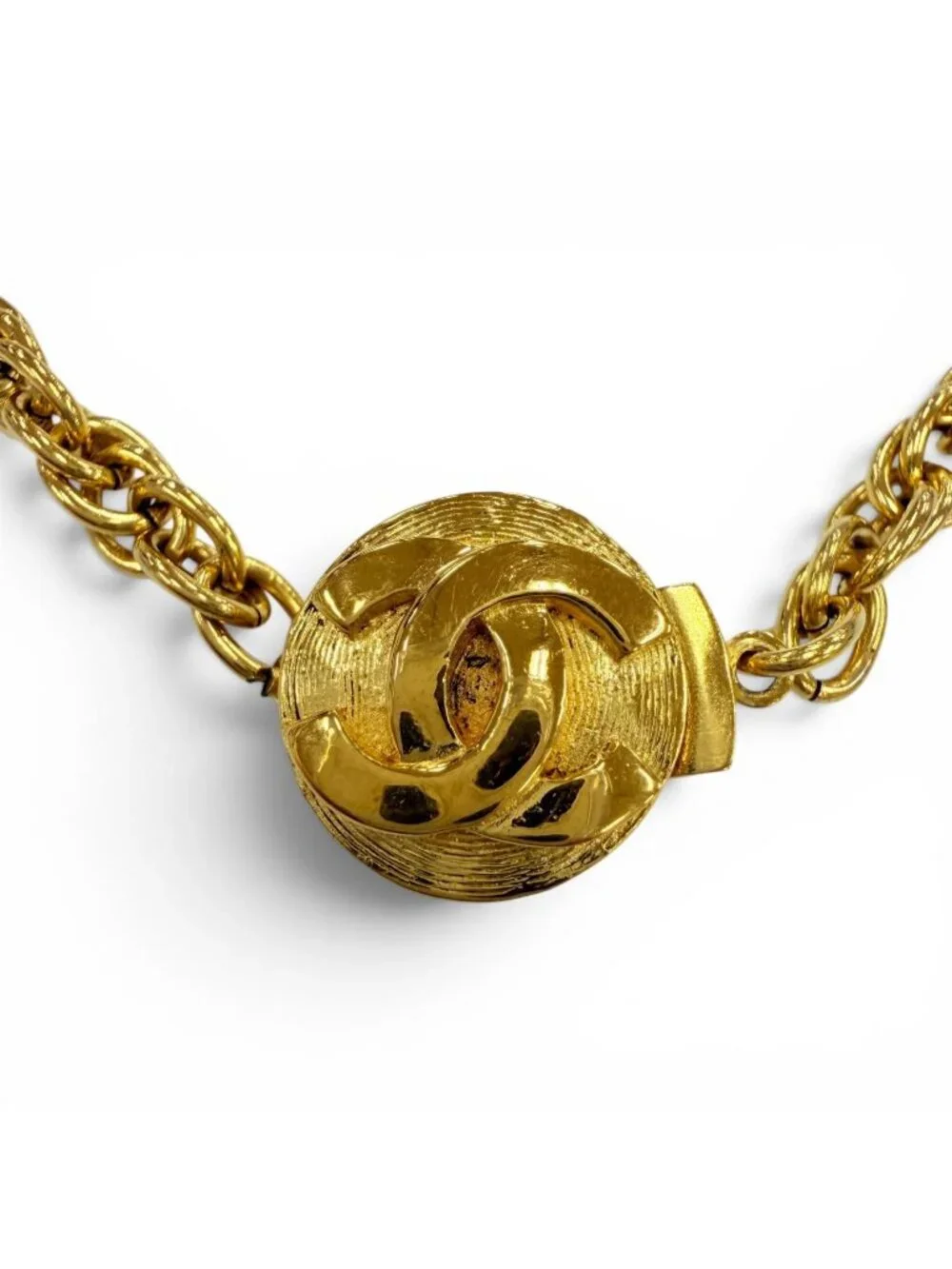 Chanel Vintage Metal CC Logo Twist Chain Necklace Gold